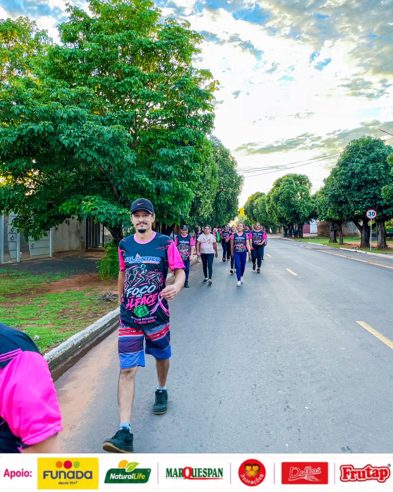 fotos caminhada rosa atlantico
